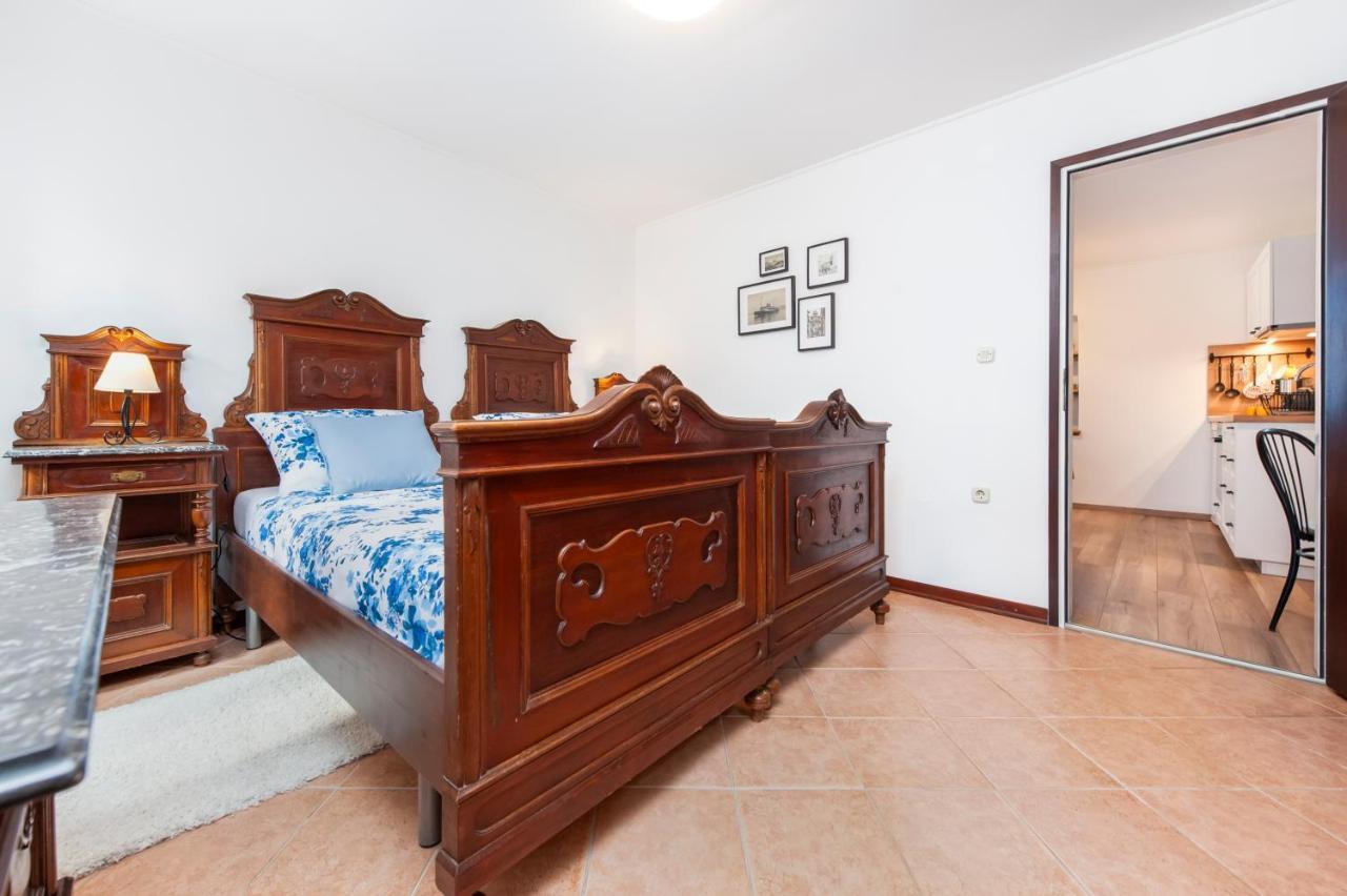 Perla Adriatica Apartment Ровин Екстериор снимка