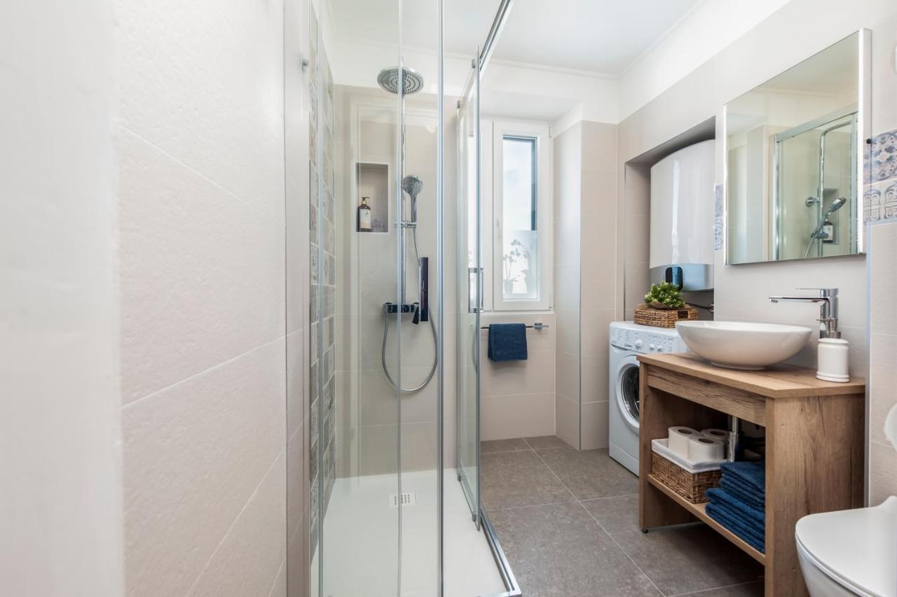 Perla Adriatica Apartment Ровин Екстериор снимка